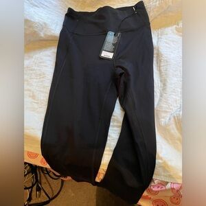 All birds XS black leggings